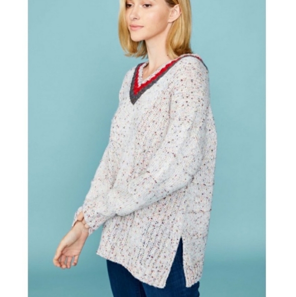 💕 New oversized boutique confetti Ivory V neck sweater - Picture 5 of 17